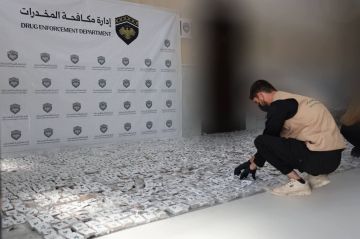سوريا.. إحباط محاولة تهريب 260 كيلوغراما من الحشيش المخدر في حلب سوريا.. إحباط محاولة تهريب 260 كيلوغراما من الحشيش المخدر في حلب