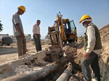 مياه حماة تعزز مع الصليب الأحمر أمن الإمداد المائي لنحو 1.5 مليون نسمة بالمنطقة الوسطى مياه حماة تعزز مع الصليب الأحمر أمن الإمداد المائي لنحو 1.5 مليون نسمة بالمنطقة الوسطى