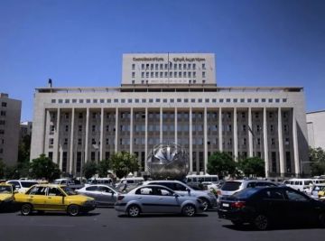 مع قرب نهاية مهلة الإنذارات.. المصرف المركزي يستعد لملاحقة غير المرخصين مع قرب نهاية مهلة الإنذارات.. المصرف المركزي يستعد لملاحقة غير المرخصين