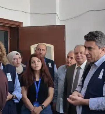 جامعة الفرات تبحث مع برنامج الأمم المتحدة الإنمائي سبل دعم التعافي وتطوير البيئة الجامعية جامعة الفرات تبحث مع برنامج الأمم المتحدة الإنمائي سبل دعم التعافي وتطوير البيئة الجامعية