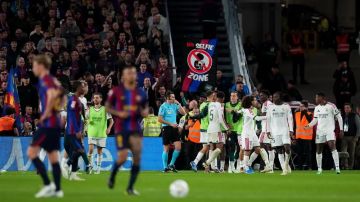 ثنائية مبابي تقود ريال مدريد لحسم الكلاسيكو أمام غريمه برشلونة على ملعبه  كامب نو 