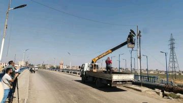 إنارة جسر البيروتي بالطاقة الشمسية في الحسكة بدعم من منظمة كوبا إنارة جسر البيروتي بالطاقة الشمسية في الحسكة بدعم من منظمة كوبا