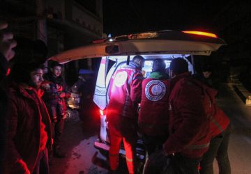 وزير الصحة السوري تعليقا على الغارات الأردنية: لا يمكن حماية المدنيين عبر قتل مدنيين آخرين وزير الصحة السوري تعليقا على الغارات الأردنية: لا يمكن حماية المدنيين عبر قتل مدنيين آخرين