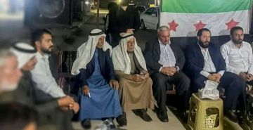مدير منطقة الحسكة يلتقي أهالي العزيزية ويتعهد بمتابعة مطالبهم مدير منطقة الحسكة يلتقي أهالي العزيزية ويتعهد بمتابعة مطالبهم