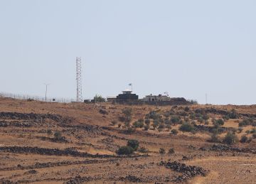 الجيش الإسرائيلي يمنع السلطات السورية من إخماد حريق على أراضيها