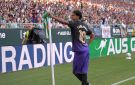 برشلونة يستعرض بخماسية على ملعب ريال بيتيس قبل مواجهة سان جيرمان بدوري الابطال