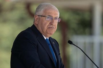 وزير الدفاع التركي: لا يوجد حاليا أي جدول أو نية لانسحابنا أو خروجنا من سوريا