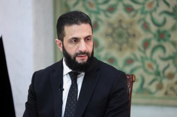 أول تعليمات للشرع بعد اجتياح السيول والفيضانات عشرات من مخيمات اللاجئين في إدلب أول تعليمات للشرع بعد اجتياح السيول والفيضانات عشرات من مخيمات اللاجئين في إدلب