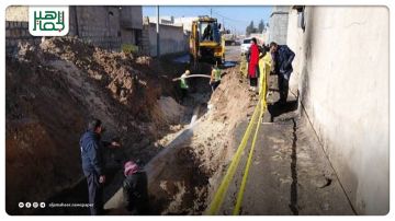 تواصل ورشات الصيانة في مؤسسة مياه حلب أعمال إصلاح خط التوازن بقطر 225 مم في مدينة السفيرة، وذلك بالتعاون مع منظمة أوكسفام. تواصل ورشات الصيانة في مؤسسة مياه حلب أعمال إصلاح خط التوازن بقطر 225 مم في مدينة السفيرة، وذلك بالتعاون مع منظمة أوكسفام.