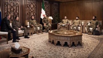 وفد روسي يلتقي رئيس هيئة الأركان بدمشق لبحث تطوير التعاون العسكري