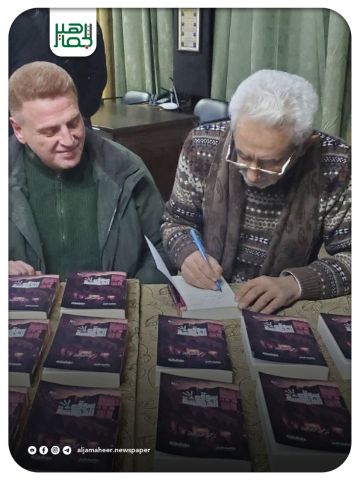 سوق الدهشة يخطف الأضواء في حفل توقيع ممزوج بعرض تمثيلي حي بحلب