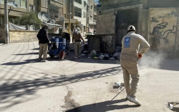 ترحيل أكثر من 350 طنا من النفايات يوميا في دير الزور ترحيل أكثر من 350 طنا من النفايات يوميا في دير الزور