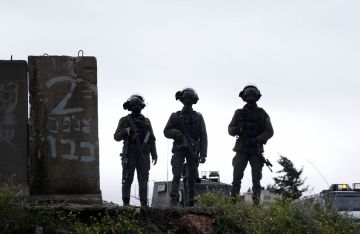 سوريا.. الجيش الاسرائيلي يتوغل في ريف دمشق ويقطع الطريق بين حرفا وبيت جن