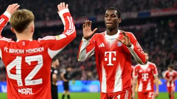 بايرن ميونخ يعزز موقعه بصدارة الدوري الالماني برباعية بشباك بروسيا مونشنجلادباخ