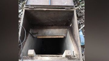 وزارة الدفاع: إغلاق نفقين حدوديين مع لبنان لاستخدامهما بعمليات تهريب وزارة الدفاع: إغلاق نفقين حدوديين مع لبنان لاستخدامهما بعمليات تهريب