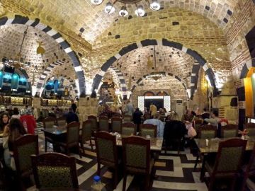 قرار محافظة دمشق بتقييد بيع المشروبات الروحية يثير جدلا واسعا