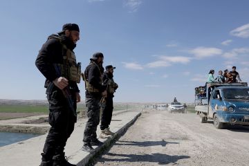 السلم الأهلي في ريف حلب الشمالي على المحك.. اشتباكات عنيفة في ريف عزاز بين أهالي حيان ومعرين