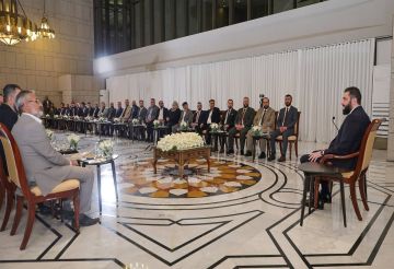 سوريا.. وزارة الإعلام توقف عمل منصات إعلامية غير مرخصة في سوريا