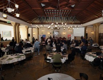 مؤتمر في جامعة دمشق يناقش ثغرات قانون الجنسية السوري وتعزيز المساواة بين الجنسين مؤتمر في جامعة دمشق يناقش ثغرات قانون الجنسية السوري وتعزيز المساواة بين الجنسين