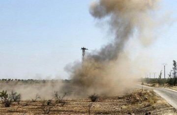 سوريا.. العثور على جثتين لمدنيين إثر انفجار لغم أرضي في بادية دير الزور (فيديو)