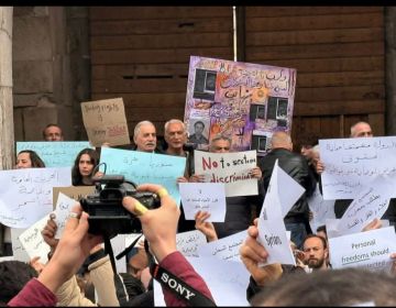 اعتصام في باب توما رفضا لقرارات تمس حريات وكرامة السوريين اعتصام في باب توما رفضا لقرارات تمس حريات وكرامة السوريين