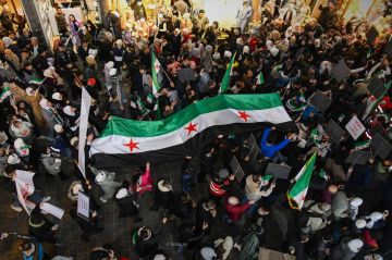 سوريا تبحث عن نشيد: محاكمة شعرية وخلاف جديد