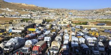 أكثر من 130 ألف عائد من لبنان إلى سوريا ومخاوف إنسانية متصاعدة