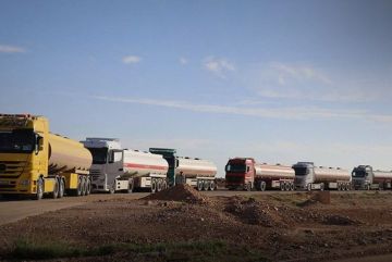 بدء دخول قوافل الفيول العراقي عبر منفذ التنف الحدودي إلى مصفاة بانياس