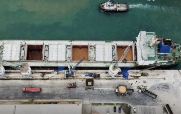 وصول ثلاث بواخر إلى ميناء طرطوس محملة بنحو 70 ألف طن من القمح