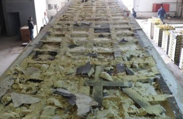 سوريا والأردن تحبطان محاولة تهريب مواد مخدرة عبر معبر جابر الحدودي سوريا والأردن تحبطان محاولة تهريب مواد مخدرة عبر معبر جابر الحدودي