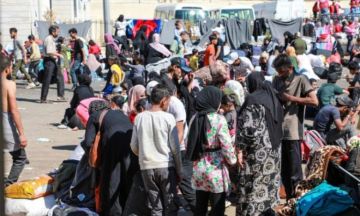 بينهم 43 ألف لبناني .. أكثر من 277 ألف شخص عبروا من لبنان إلى سوريا خلال 6 أسابيع بينهم 43 ألف لبناني .. أكثر من 277 ألف شخص عبروا من لبنان إلى سوريا خلال 6 أسابيع