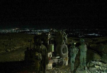 قوات إسرائيلية تنفذ مداهمات ليلية للمنازل في ريف القنيطرة السورية