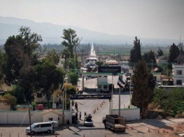 هيئة المنافذ والجمارك: العبور إلى لبنان متاح حاليا عبر منفذ جوسية بريف حمص