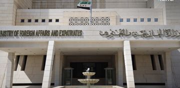 الخارجية السورية تدين استهداف السيارة المدنية من قبل قوات الاحتلال الإسرائيلي