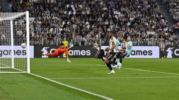 ميلان يحافظ على المركز الثاني وفوز ثمين ليوفنتوس بالدوري الايطالي