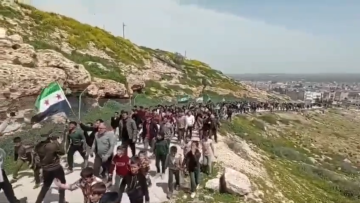 سوريا.. أهالي جبل عقيل في منطقة الباب بمدينة حلب يطالبون بإخلاء القاعدة التركية