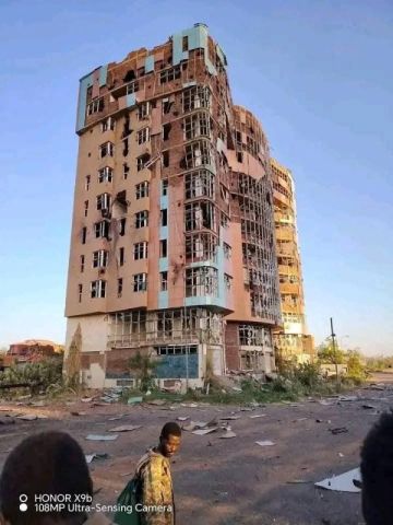 تأثيرات الحرب على الاقتصاد السوداني: التحديات والفرص تأثيرات الحرب على الاقتصاد السوداني: التحديات والفرص