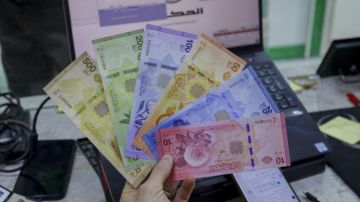 سعر صرف الدولار و اليورو و الذهب مقابل الليرة السورية الخميس 30 4 2026 سعر صرف الدولار و اليورو و الذهب مقابل الليرة السورية الخميس 30 4 2026