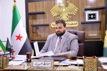 سوريا.. محافظ السويداء يتهم الفصائل المسلحة بترهيب الداعين إلى الحل في المحافظة