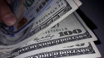 الدولار يواصل ارتفاعه في عموم سوريا
