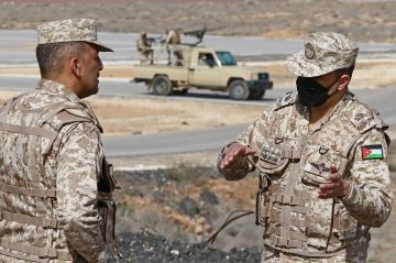 الأردن يستهدف مواقع لتجار أسلحة ومخدرات في سوريا