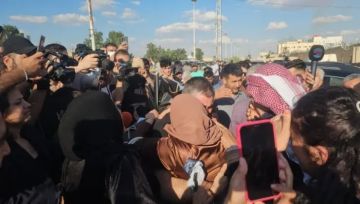 الحكومة تفرج عن دفعة جديدة من عناصر قسد الحكومة تفرج عن دفعة جديدة من عناصر قسد