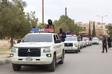 الداخلية السورية تعلن القبض على لواء من الدائرة الضيقة لبشار الأسد (صورة) الداخلية السورية تعلن القبض على لواء من الدائرة الضيقة لبشار الأسد (صورة)