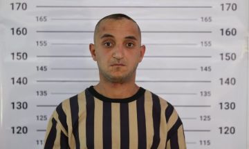 اعتقال سجان سابق في سجن صيدنايا.. والسلطات تفتح تحقيقا معه