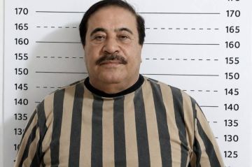 سوريا تعتقل قائد سابق للقوات الجوية معاقب أوروبيا سوريا تعتقل قائد سابق للقوات الجوية معاقب أوروبيا