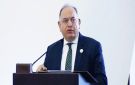 وزير المالية يصدر تعليمات حول مرسوم القروض المصرفية المتعثرة