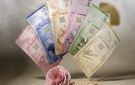الليرة السورية تستقر على انخفاضها الأخير مع استقرار الذهب - sy