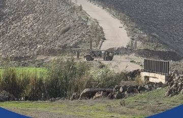 الاحتلال الاسرائيلي يتوغل بريف القنيطرة ويعتقل عدة شبان الاحتلال الاسرائيلي يتوغل بريف القنيطرة ويعتقل عدة شبان