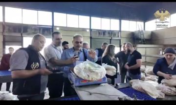 جولة تفتيشية تكشف نقص أوزان الخبز ومخالفات إدارية في اللاذقية جولة تفتيشية تكشف نقص أوزان الخبز ومخالفات إدارية في اللاذقية