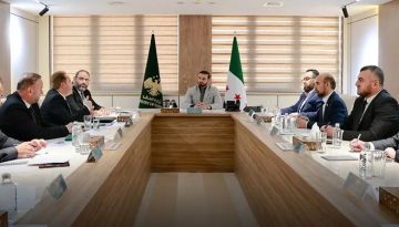 لجنة تسعير المواد البترولية تعقد أول اجتماع لها وسط مطالب بخفض أسعار المحروقات لجنة تسعير المواد البترولية تعقد أول اجتماع لها وسط مطالب بخفض أسعار المحروقات